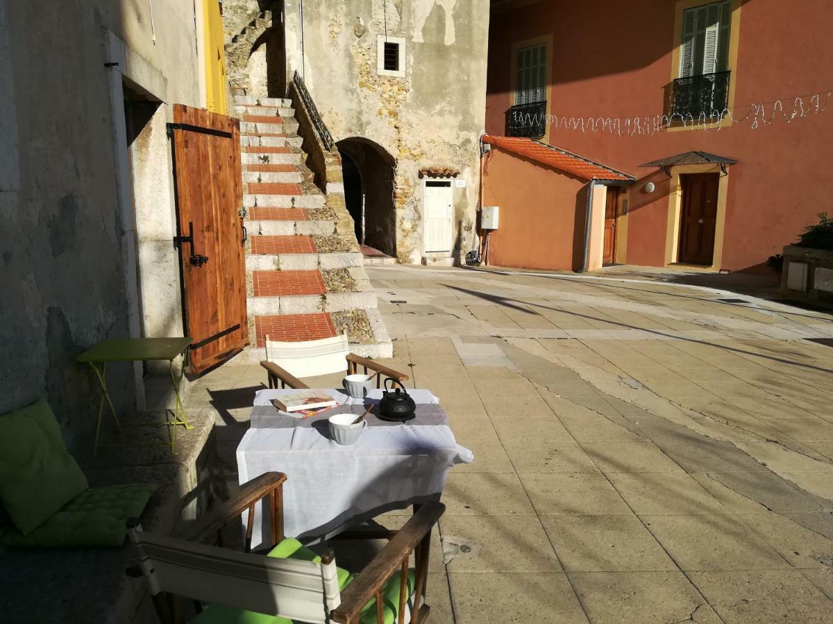 Monaco'S Cottage & Spa 로퀴에브륀캡마르탱 외부 사진
