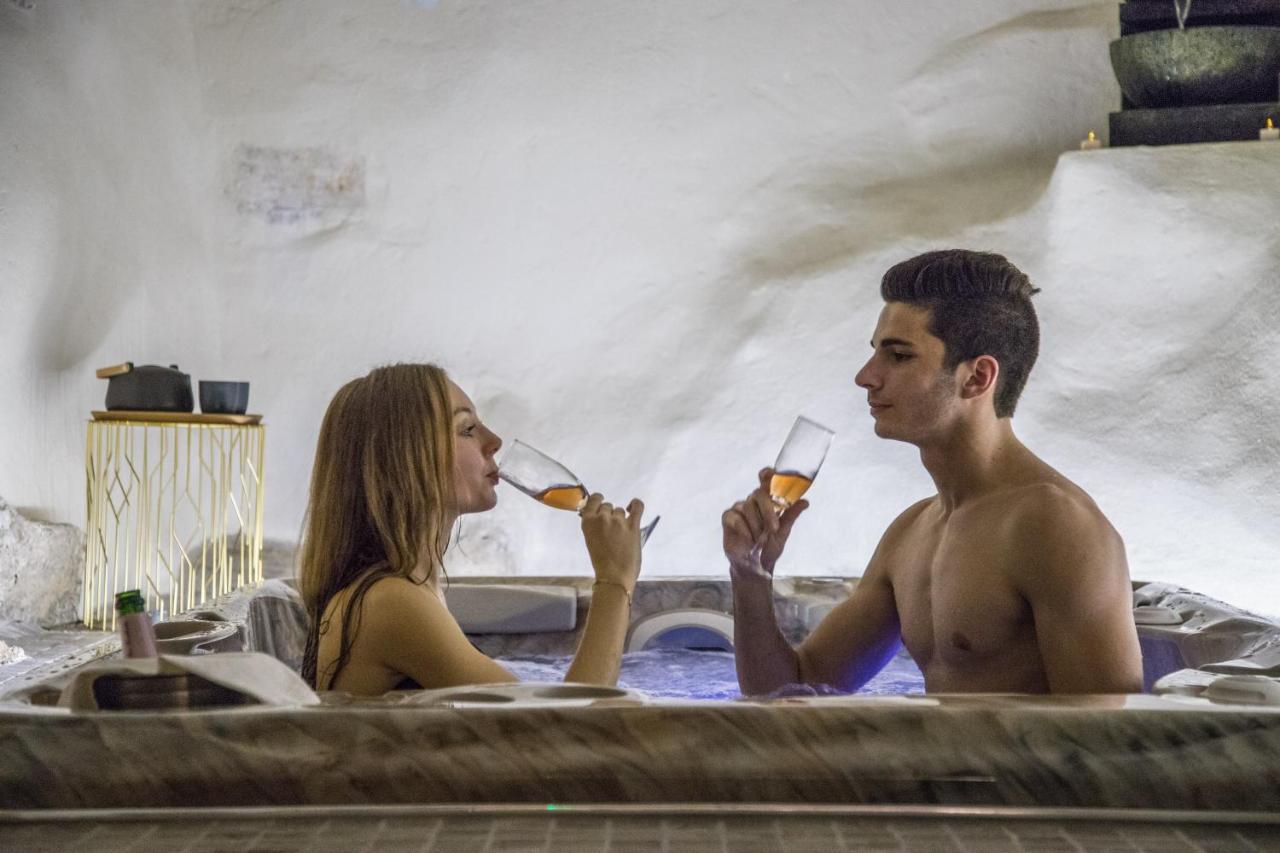 Monaco'S Cottage & Spa 로퀴에브륀캡마르탱 외부 사진